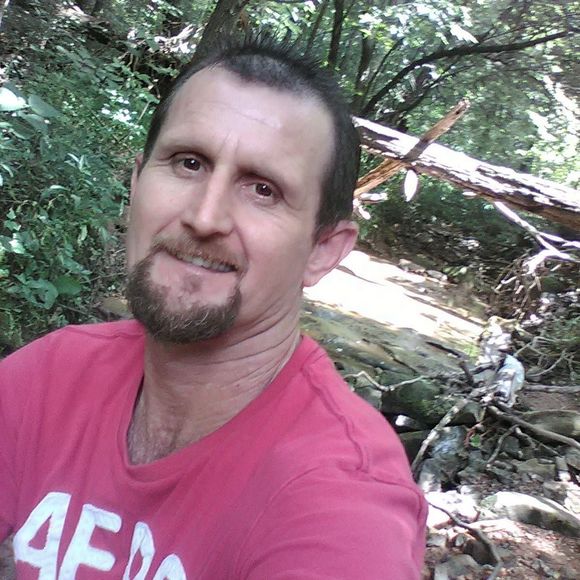 Meet your Posher, George - Picture 1 of 1